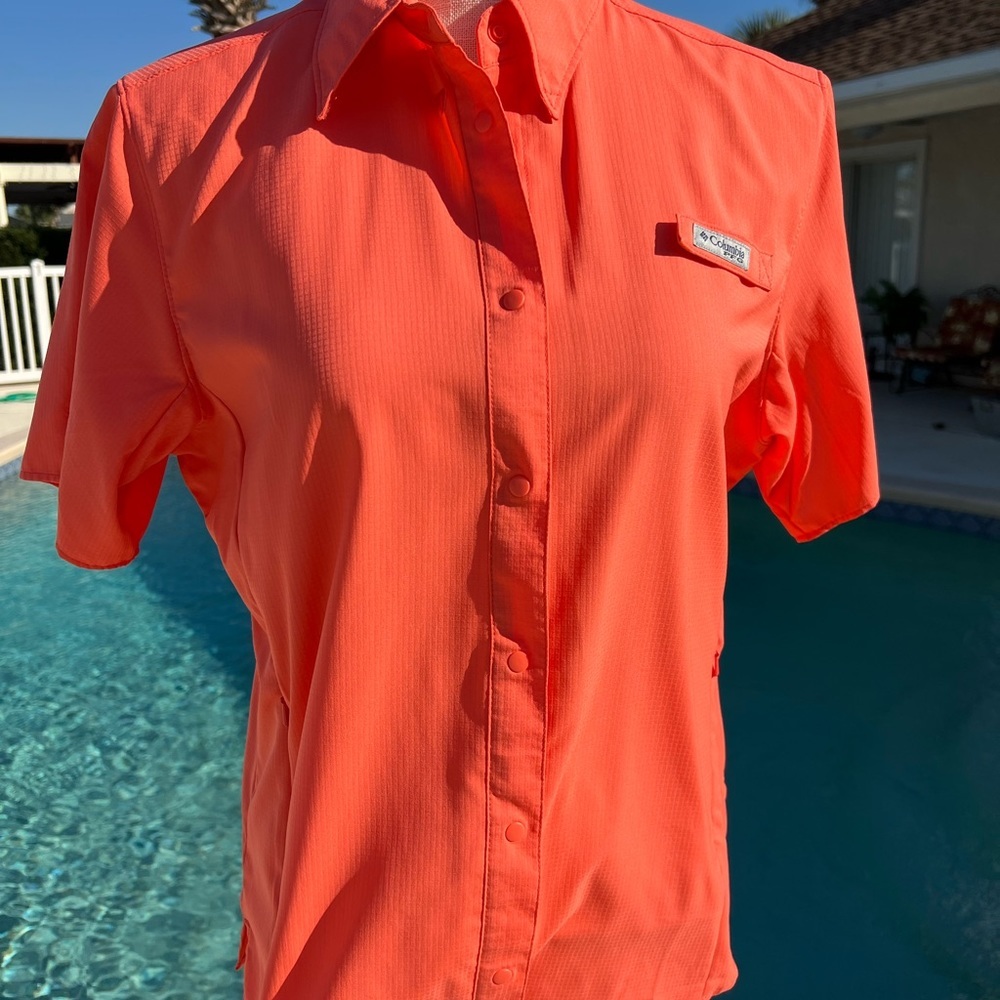 Columbia Performance Fishing Gear Short Sleeve Orange Shirt Medium